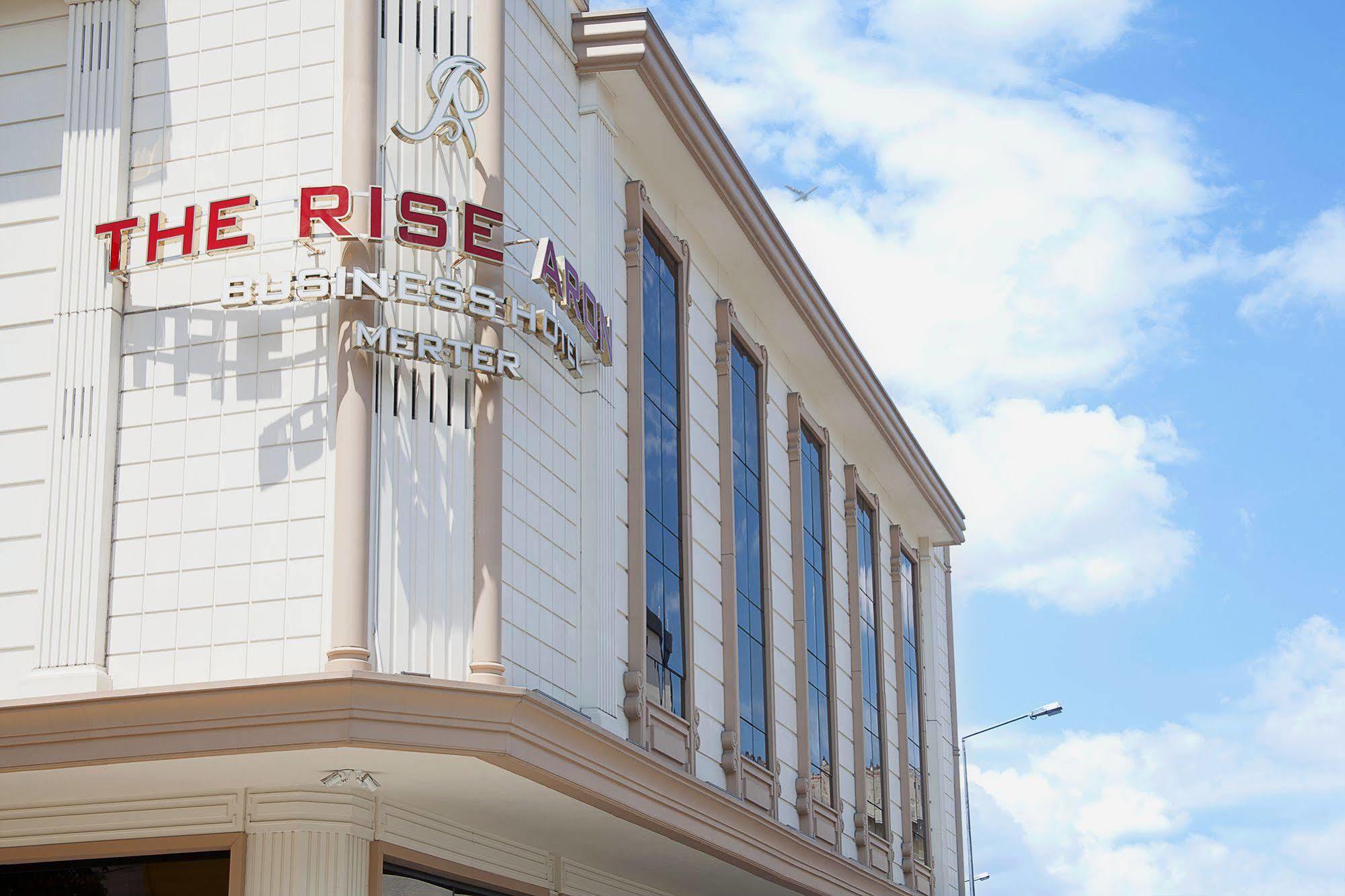 The Rise Aron Business Hotel Merter Estambul Exterior foto